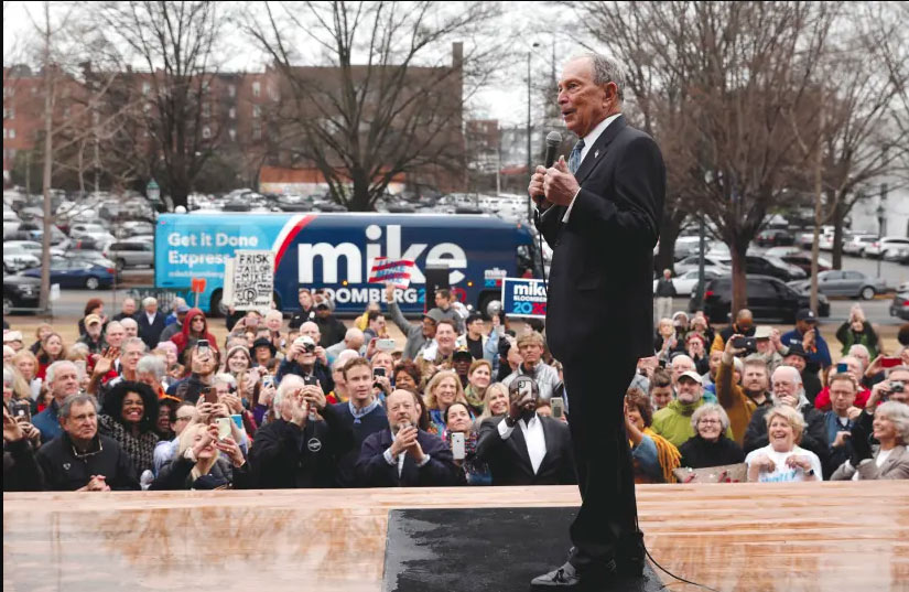 Michael Bloomberg sta considerando Hillary Clinton come compagno di corsa?